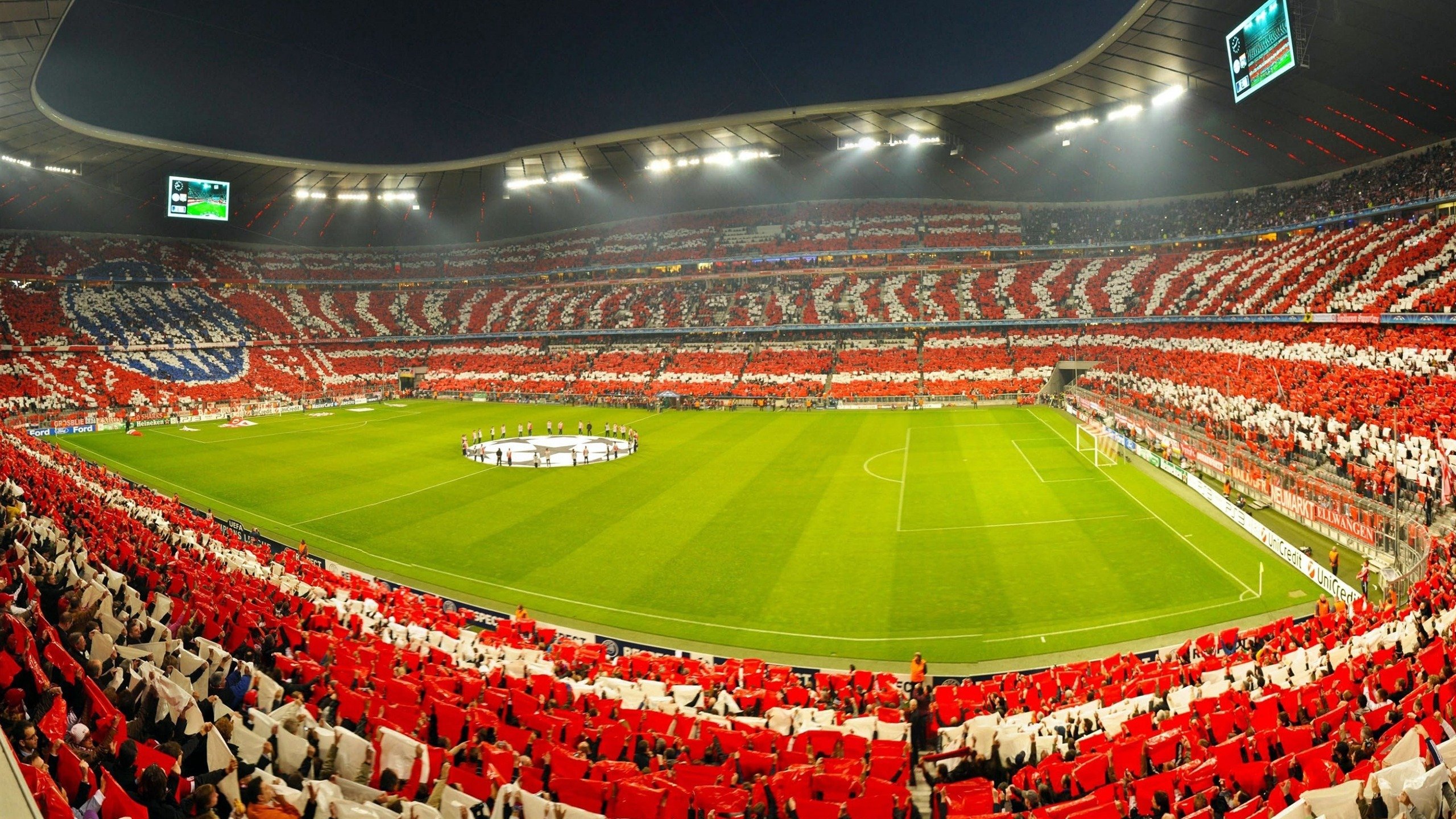 巴萨门神表现抢眼，扑救精准力挽狂澜，巴萨历代门神